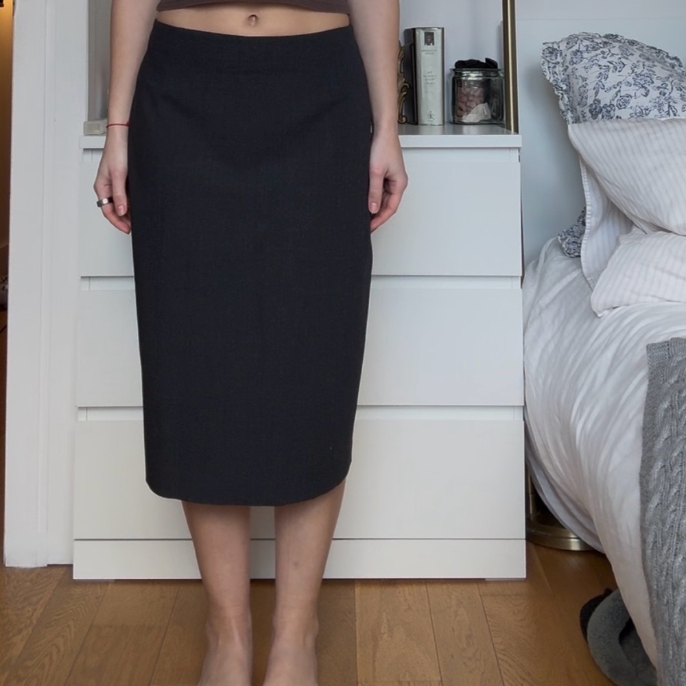 Elegant Black Pencil Skirt